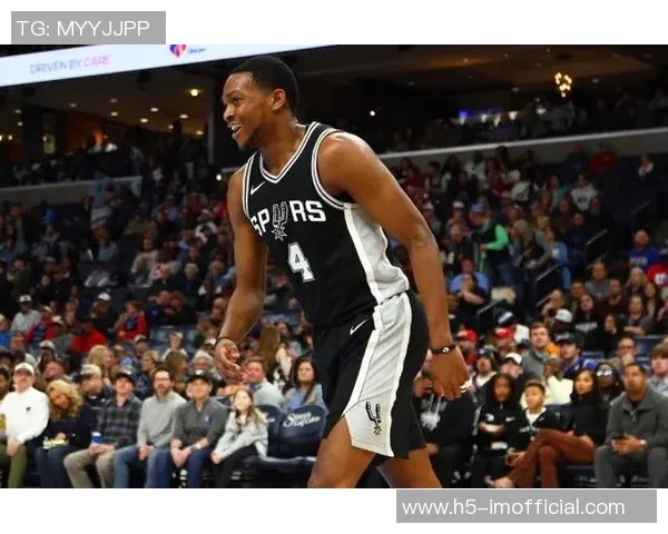 考辛斯称福克斯是马刺完美补充期待他在关键时刻展现领导力