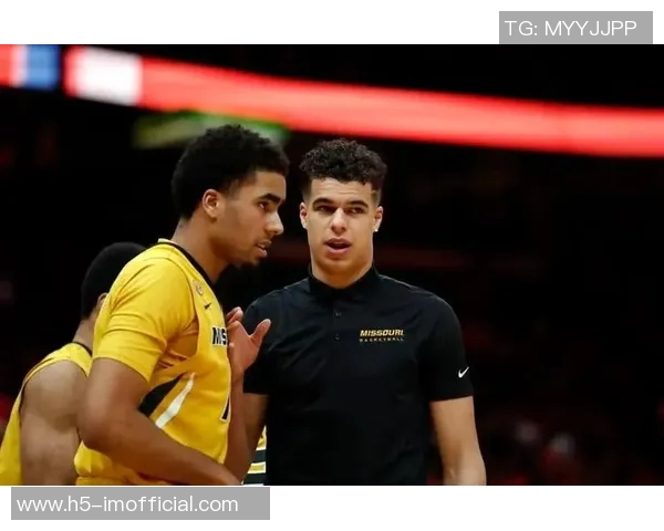 NBA琼泰波特因赌球案件被永久禁赛引发关注与讨论 NBA琼泰波特因赌球案件被永久禁赛引发关注与讨论